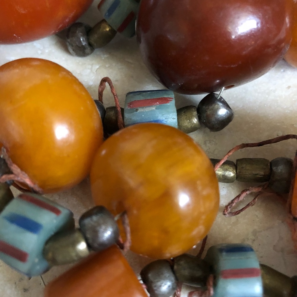 NATURAL BALTIC AMBER BUTTERSCOTCH EGG YOLK BEADS - Picture 5 of 6
